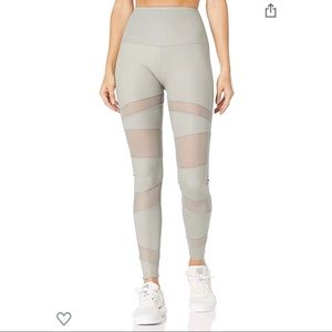 Onzie high rise bondage legging M/L in stone